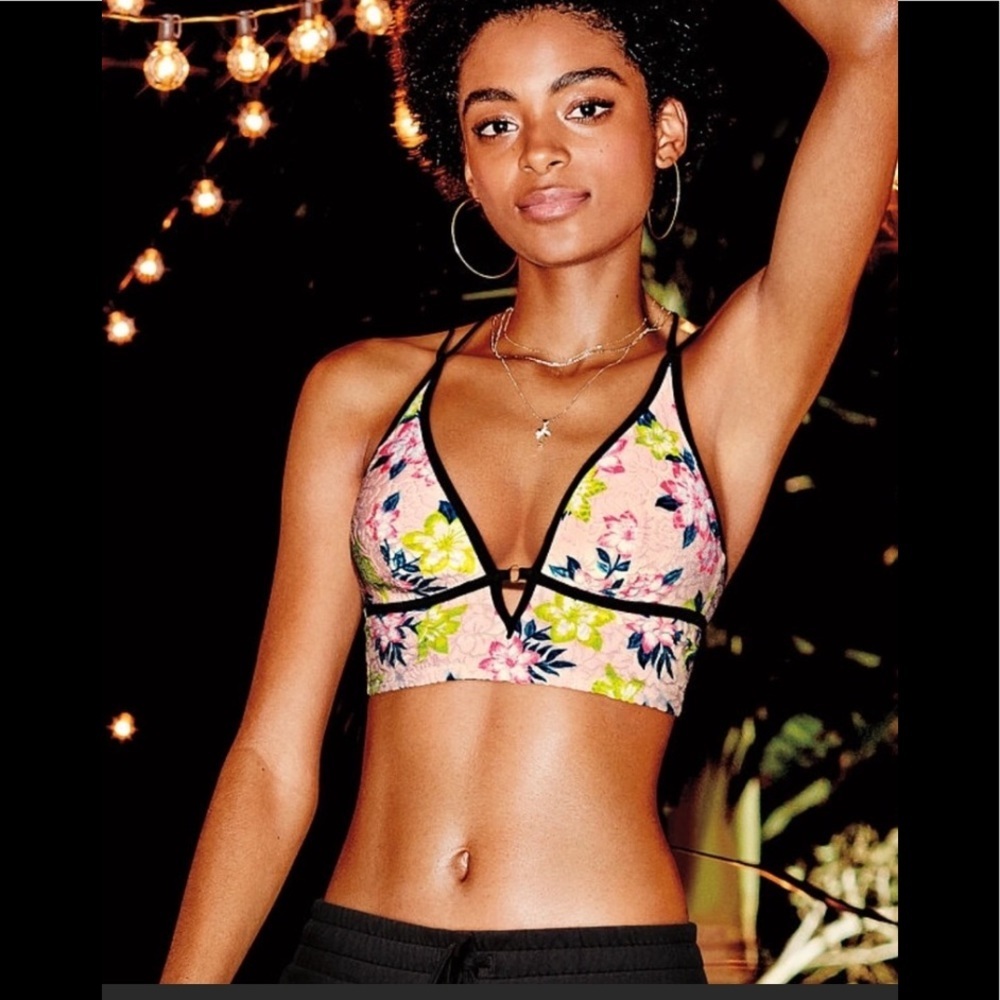 NWT Victoria’s Secret PINK Velvet Floral Bralette